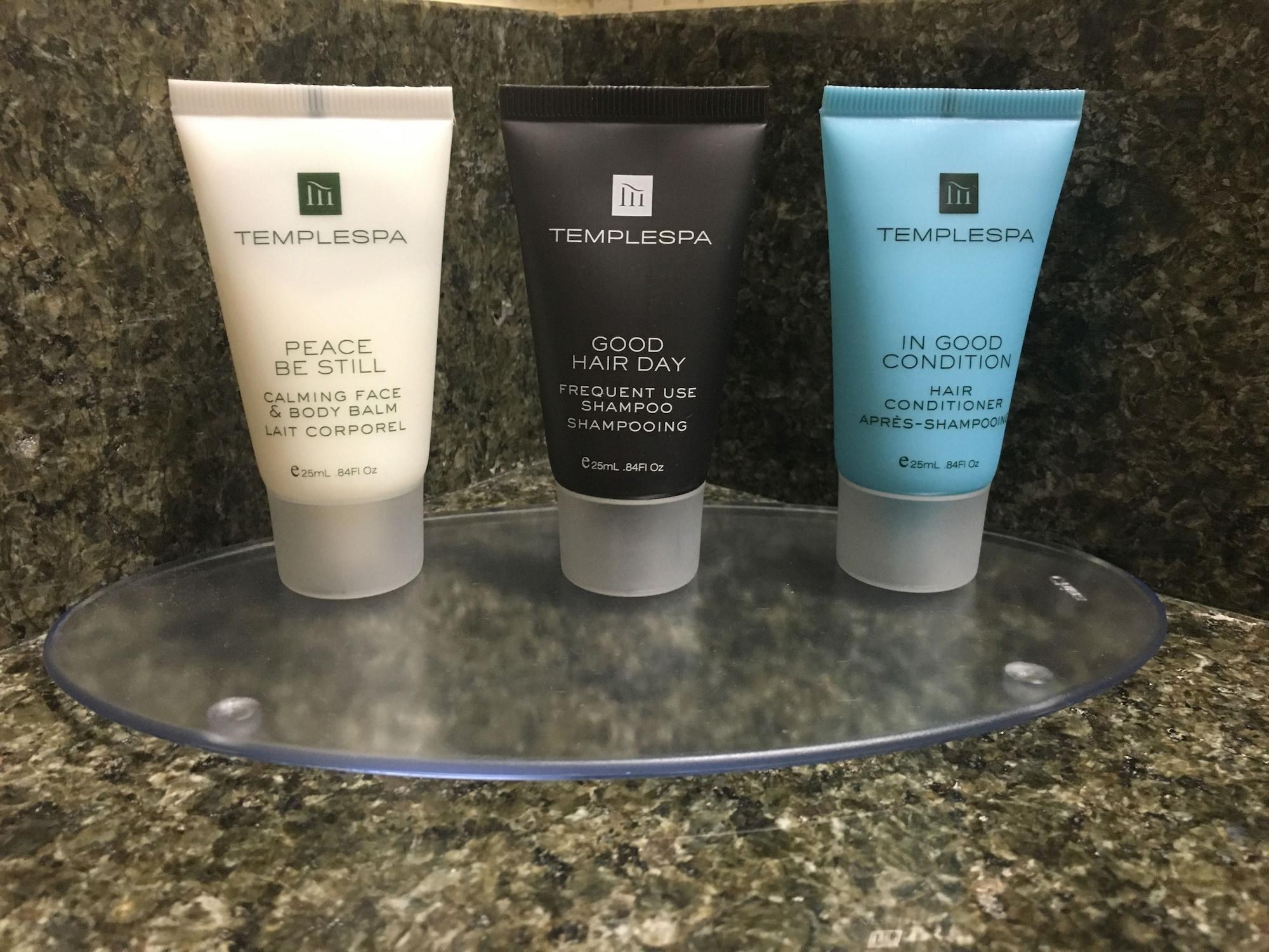 Crowne Plaza Portland - Lake Oswego, an IHG Hotel Zewnętrze zdjęcie