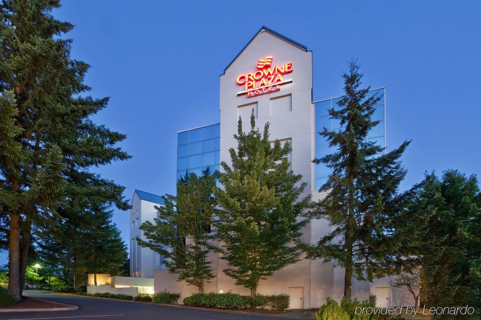 Crowne Plaza Portland - Lake Oswego, an IHG Hotel Zewnętrze zdjęcie
